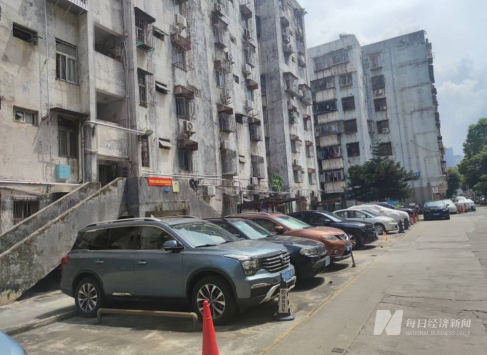 同意率已超90%，深圳首例自拆自建小區(qū)仍停滯，街道辦回應“具體執(zhí)行方案未出”